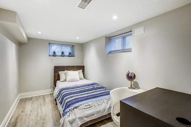 16 Seventeenth St, House detached with 3 bedrooms, 2 bathrooms and 4 parking in Toronto ON | Image 4