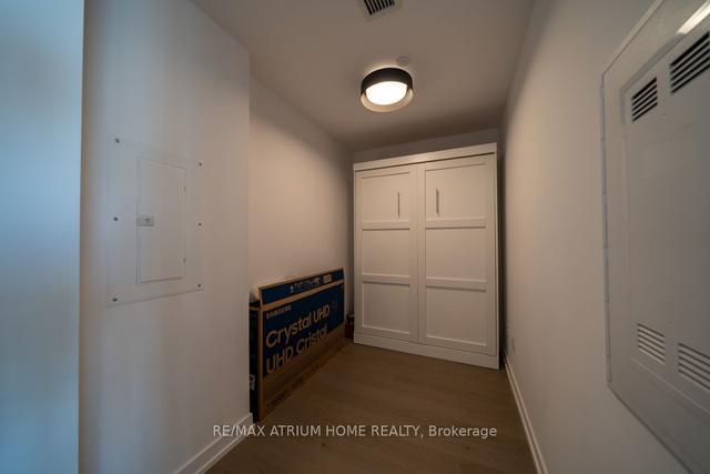 3511 - 488 University Ave, Condo with 1 bedrooms, 1 bathrooms and 0 parking in Toronto ON | Image 5