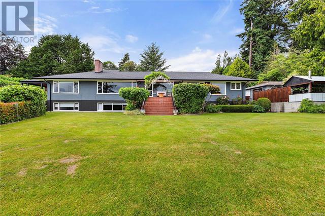 5957 Sooke Rd, House detached with 5 bedrooms, 3 bathrooms and 8 parking in Sooke BC | Image 6