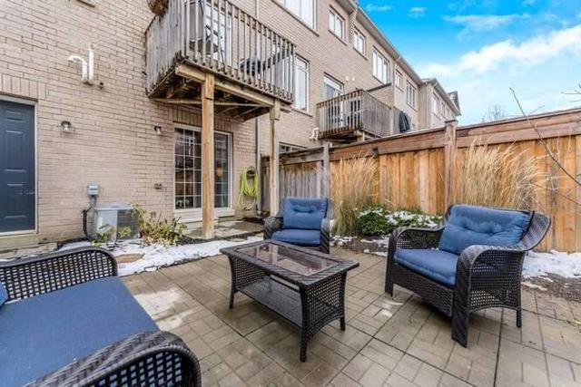 16 Promenade Tr, House attached with 3 bedrooms, 3 bathrooms and 2 parking in Halton Hills ON | Image 20