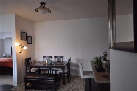 1107 - 223 Webb Dr, Condo with 2 bedrooms, 2 bathrooms and 1 parking in Mississauga ON | Image 7