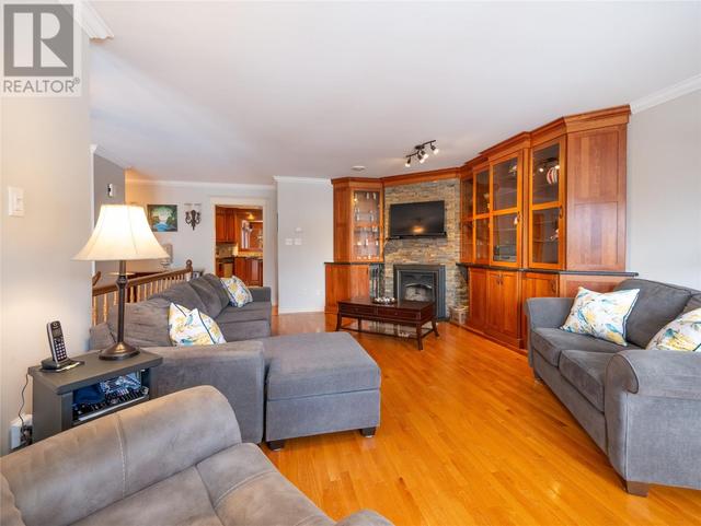 10 Chrisara Place, House detached with 8 bedrooms, 3 bathrooms and null parking in Portugal Cove St. Philip's NL | Image 6