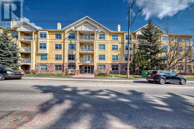204, - 2212 34 Avenue Sw, Condo with 2 bedrooms, 2 bathrooms and 1 parking in Calgary AB | Image 1