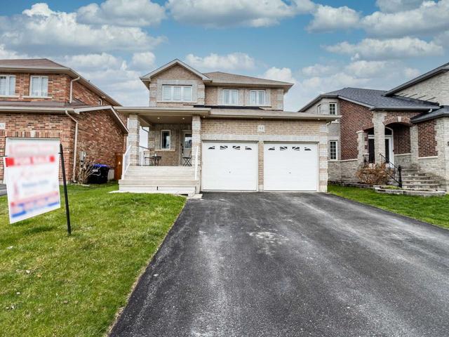 41 Bronze Cres, House detached with 3 bedrooms, 3 bathrooms and 6 parking in Bradford West Gwillimbury ON | Image 1