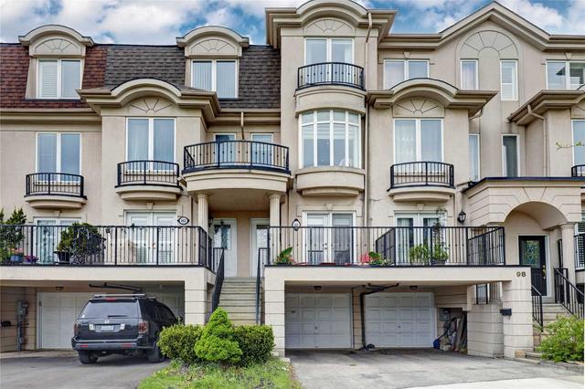 100 David Dunlap Circ, House attached with 3 bedrooms, 3 bathrooms and 2 parking in Toronto ON | Image 1