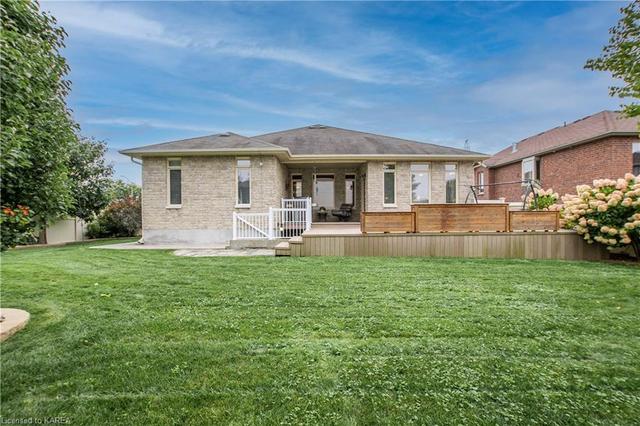 1363 Sierra Avenue, House detached with 2 bedrooms, 3 bathrooms and 8 parking in Kingston ON | Image 37