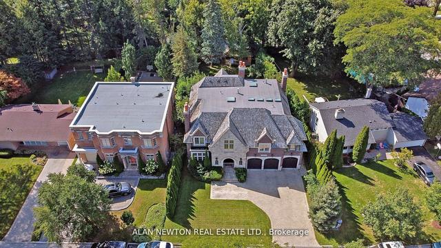 5 Swiftdale Pl, House detached with 4 bedrooms, 5 bathrooms and 7 parking in Toronto ON | Image 1