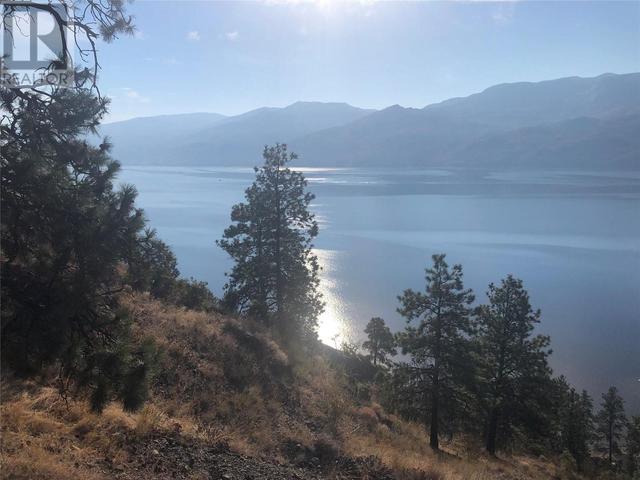 3040 Seclusion Bay Road, House detached with 3 bedrooms, 2 bathrooms and 5 parking in West Kelowna BC | Image 42
