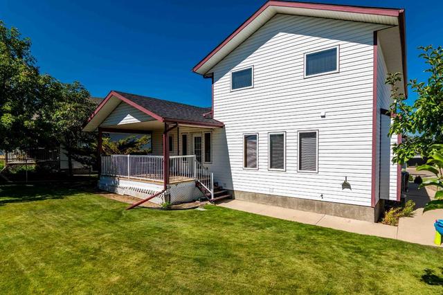 52 Storrs Crescent Se, House detached with 4 bedrooms, 3 bathrooms and 2 parking in Medicine Hat AB | Image 36