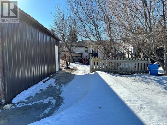 608 3rd Street, House detached with 4 bedrooms, 3 bathrooms and null parking in Humboldt SK | Image 42