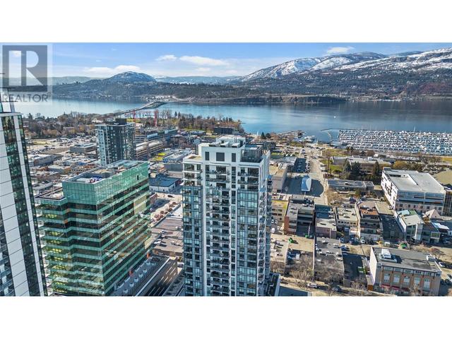 2202 - 1471 St Paul Street, Condo with 2 bedrooms, 2 bathrooms and 1 parking in Kelowna BC | Image 1