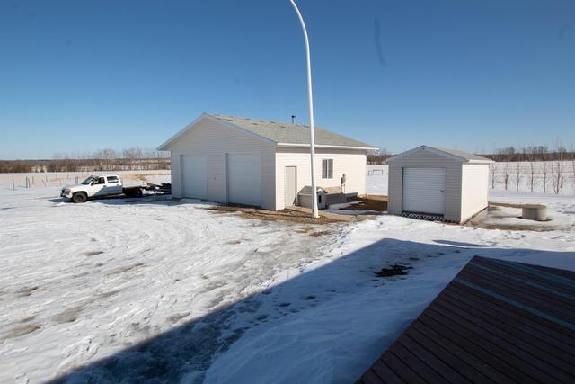 22549 Twp Rd 704, House detached with 3 bedrooms, 2 bathrooms and null parking in Greenview No. 16 AB | Image 22