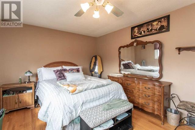 4302 Grandview Boulevard, House detached with 5 bedrooms, 2 bathrooms and 4 parking in Red Deer AB | Image 14
