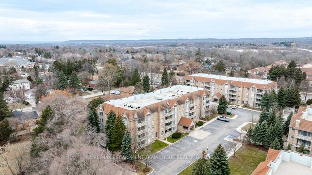 b406 - 216 Plains Rd W, Condo with 1 bedrooms, 1 bathrooms and 1 parking in Burlington ON | Image 30