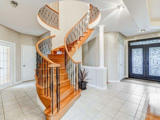 104 Ravine Edge Dr, House detached with 4 bedrooms, 5 bathrooms and 3 parking in Richmond Hill ON | Image 9
