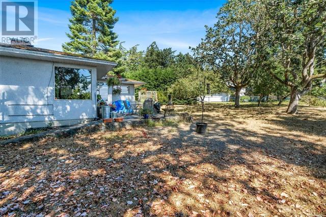 4543 Parry Cross Rd S, House detached with 3 bedrooms, 1 bathrooms and 4 parking in Metchosin BC | Image 13