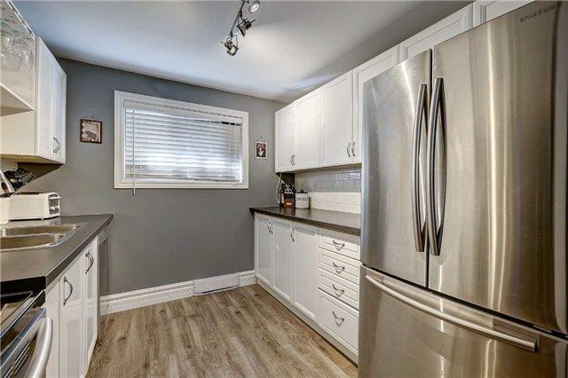 104 Loggers Run Rd, Townhouse with 3 bedrooms, 2 bathrooms and 1 parking in Barrie ON | Image 8