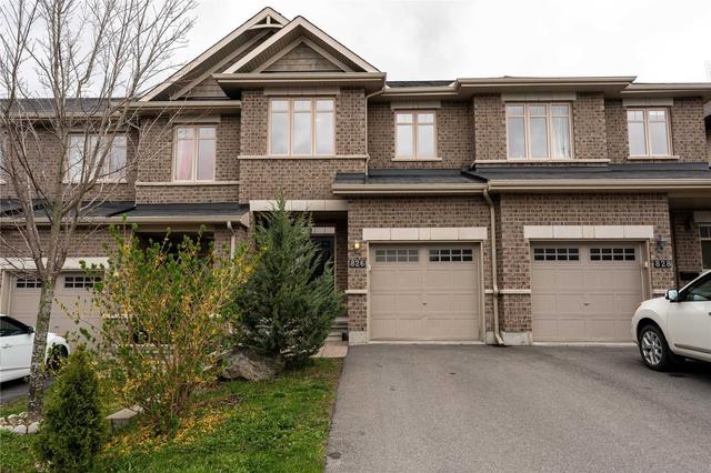 826 Fletcher Circ, House attached with 3 bedrooms, 3 bathrooms and 3 parking in Ottawa ON | Image 1