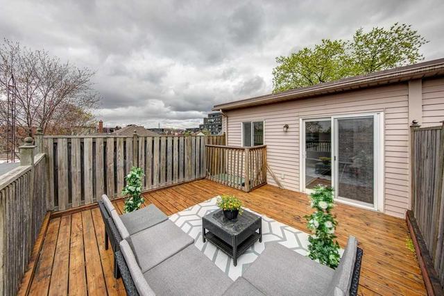 162 Claremont St, House attached with 4 bedrooms, 4 bathrooms and 2 parking in Toronto ON | Image 21