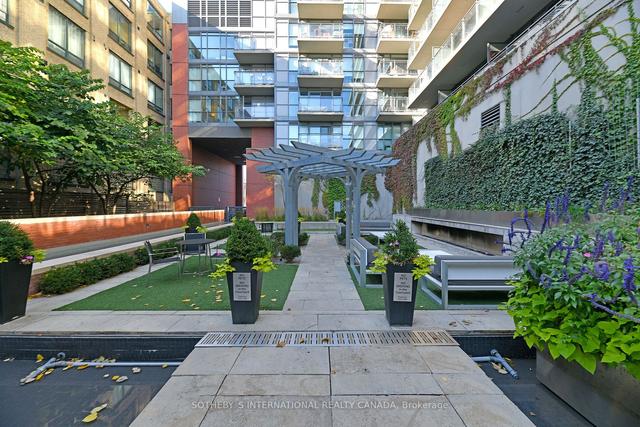 601 - 775 King St W, Condo with 2 bedrooms, 1 bathrooms and 1 parking in Toronto ON | Image 18