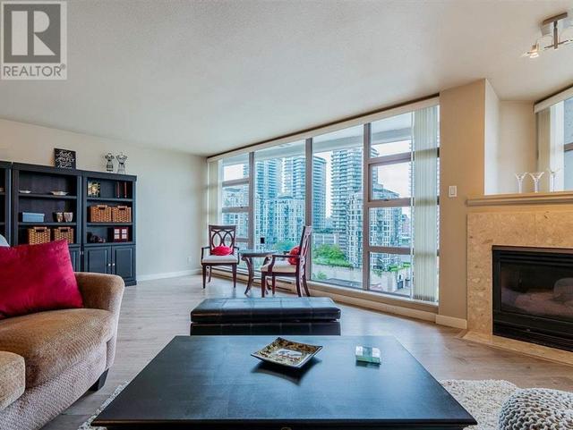 803 - 98 Tenth Street, Condo with 2 bedrooms, 2 bathrooms and 1 parking in New Westminster BC | Image 3