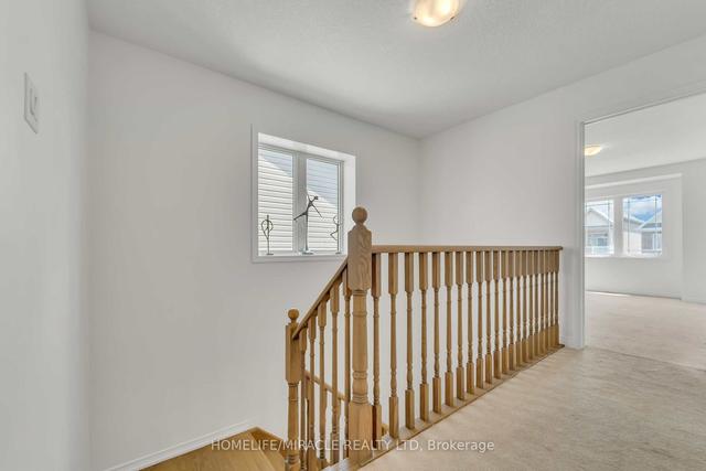8731 Chickory Tr N, House detached with 4 bedrooms, 3 bathrooms and 4 parking in Niagara Falls ON | Image 9