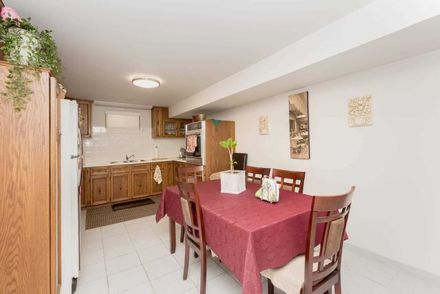 84 Marieta St, House detached with 3 bedrooms, 3 bathrooms and 4 parking in Vaughan ON | Image 19