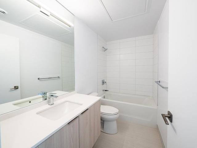 th51 - 10 Brin Dr, Townhouse with 3 bedrooms, 2 bathrooms and 1 parking in Toronto ON | Image 9