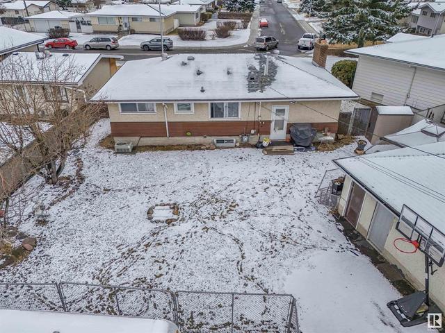 9524 129a Av Nw, House detached with 3 bedrooms, 1 bathrooms and null parking in Edmonton AB | Image 4