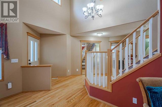 731 Coopers Drive Sw, House detached with 4 bedrooms, 2 bathrooms and 4 parking in Airdrie AB | Image 3