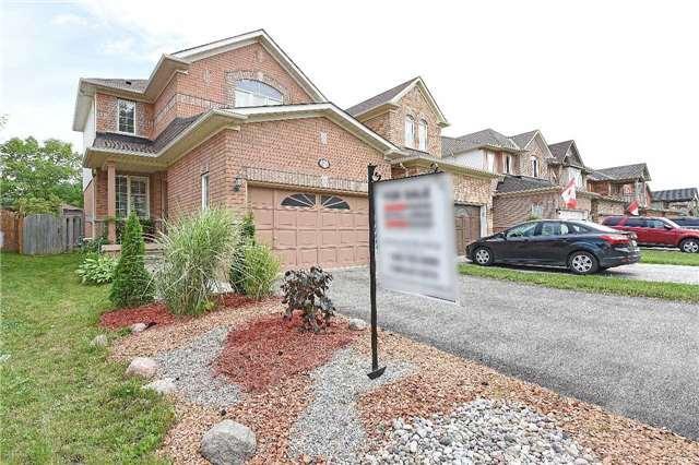 83 Russell St, House detached with 3 bedrooms, 2 bathrooms and 2 parking in Halton Hills ON | Image 1