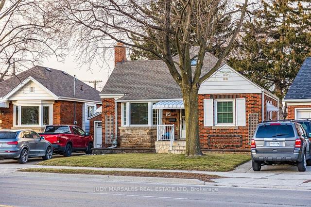 1679 King St E, House detached with 2 bedrooms, 1 bathrooms and 3 parking in Hamilton ON | Image 12