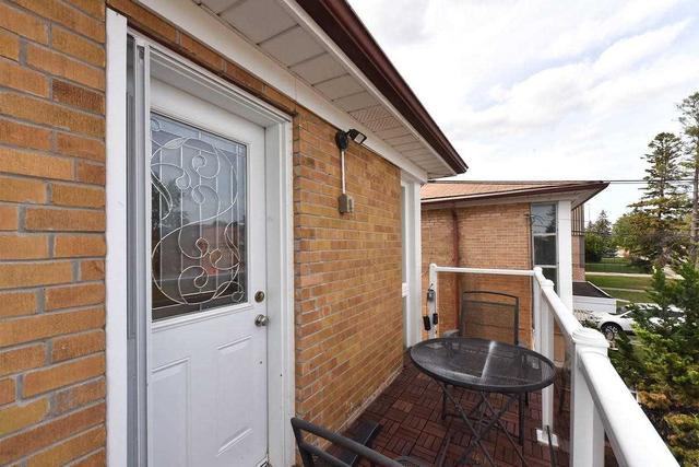 96 Rajah St, House detached with 7 bedrooms, 4 bathrooms and 6 parking in Toronto ON | Image 37