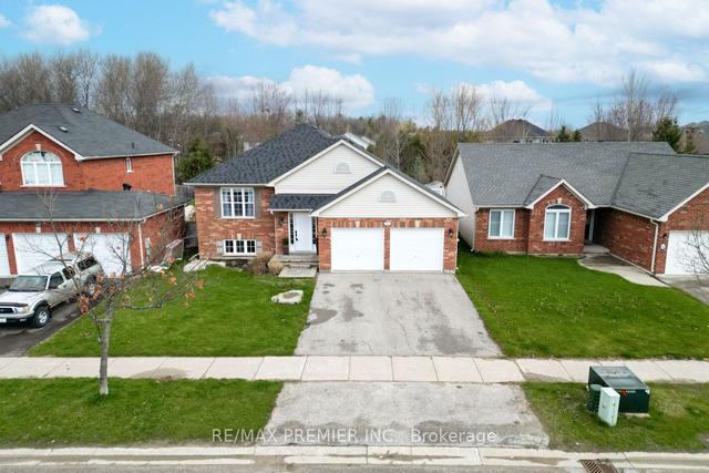 60 Country Lane, House detached with 3 bedrooms, 3 bathrooms and 4 parking in Barrie ON | Image 17
