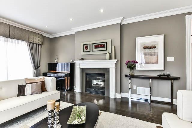 1 Henricks Cres, House detached with 4 bedrooms, 5 bathrooms and 5 parking in Richmond Hill ON | Image 5