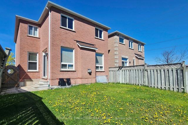 63 Scoville Sq, House detached with 4 bedrooms, 5 bathrooms and 6 parking in Toronto ON | Image 27