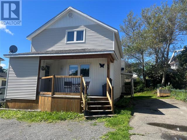 33 Junction Road, House other with 0 bedrooms, 0 bathrooms and null parking in Grand Falls-Windsor NL | Image 1