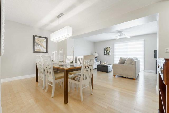 60 - 145 Rice Ave, Townhouse with 3 bedrooms, 2 bathrooms and 2 parking in Hamilton ON | Image 3