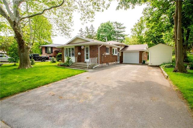5850 Hillcrest Crescent, House detached with 3 bedrooms, 2 bathrooms and null parking in Niagara Falls ON | Image 31