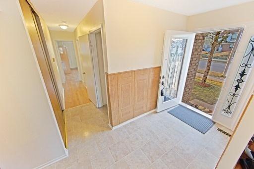 86 Pilkey Cres, House semidetached with 3 bedrooms, 2 bathrooms and 2 parking in Toronto ON | Image 7