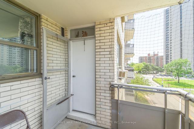 404 - 370 Dixon Rd, Condo with 3 bedrooms, 1 bathrooms and 1 parking in Toronto ON | Image 30