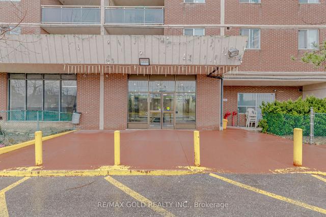 103 - 49 Silverstone Dr, Condo with 3 bedrooms, 2 bathrooms and 1 parking in Toronto ON | Image 23