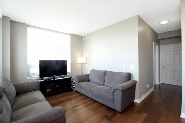 1003 - 2325 Central Park Dr, Condo with 2 bedrooms, 2 bathrooms and 1 parking in Oakville ON | Image 4