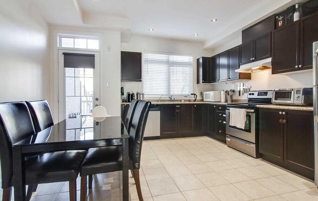27 Gadani Dr, House attached with 2 bedrooms, 3 bathrooms and 1 parking in Markham ON | Image 6