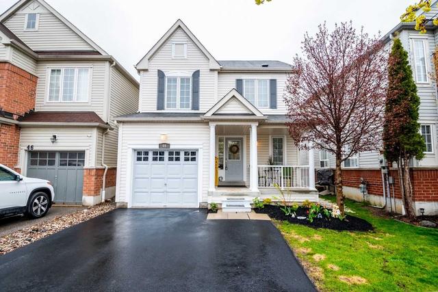 44 Teardrop Cres, House detached with 3 bedrooms, 3 bathrooms and 3 parking in Whitby ON | Image 1