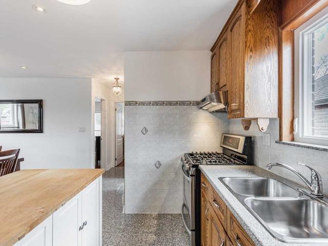 51 Bertram St, House detached with 2 bedrooms, 2 bathrooms and 5 parking in Toronto ON | Image 5