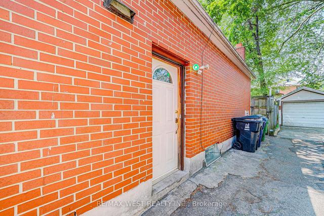 86 Chiswick Ave, House detached with 3 bedrooms, 2 bathrooms and 1 parking in Toronto ON | Image 32