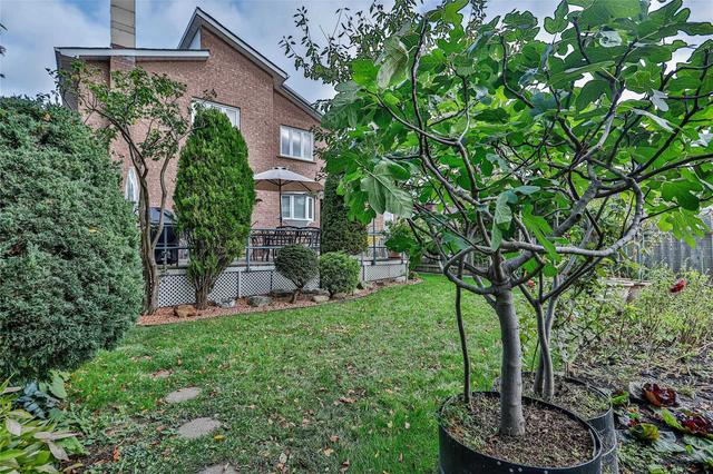 151 Strathnairn Ave, House detached with 4 bedrooms, 4 bathrooms and 3 parking in Toronto ON | Image 30