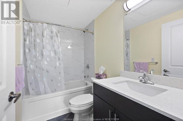 414 - 1611 Banwell, Condo with 2 bedrooms, 3 bathrooms and null parking in Windsor ON | Image 14