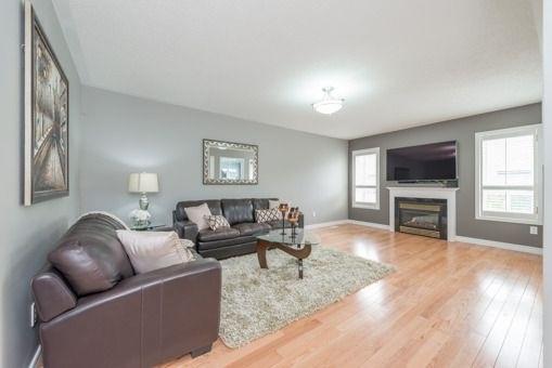 15 Sivyer Cres, House detached with 4 bedrooms, 3 bathrooms and 2 parking in Ajax ON | Image 6